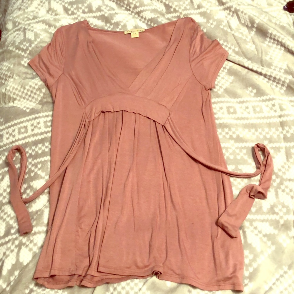 Pink/blush T-shirt